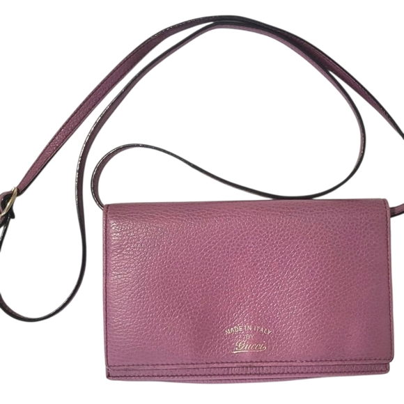 Authentic Gucci Magenta Pebble Leather Swing Wallet on Chain Crossbody Bag-COA - Picture 1 of 9